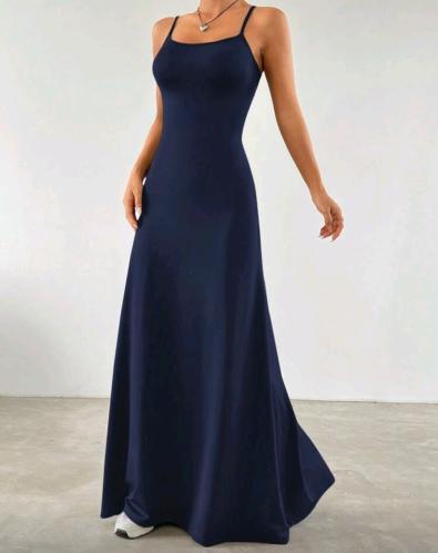 فستان ماكسي مكشوف الظهر