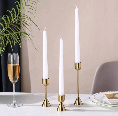 3قطع حامل شموع معدني باللون الذهبي المطفي باحجام م...