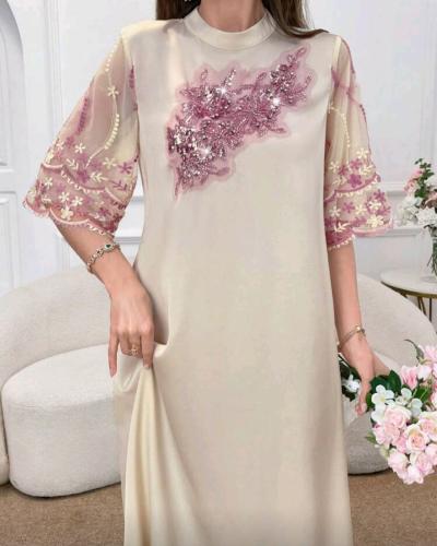 جلابية أنيقة بياقة عمودية لامع بنقشة زهور شبكية بأ...