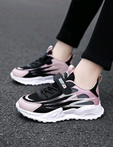 حذاء رياضي للبنات