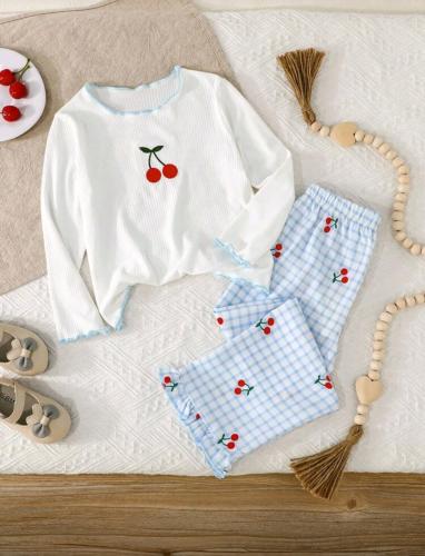 بيجامة بناتي بكم طويل ورسومات كرز