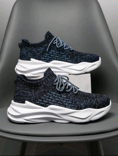 حذاء رياضي للرجال