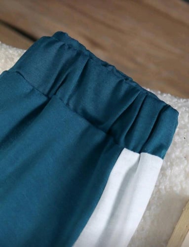 طقم ولادي تيشرت كم قصير وبنطلون طويل