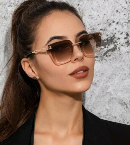 نظارة شمسية نسائية