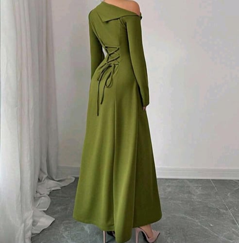 فستان أنيق للنساء بخصر مربوط وكتف مكشوف