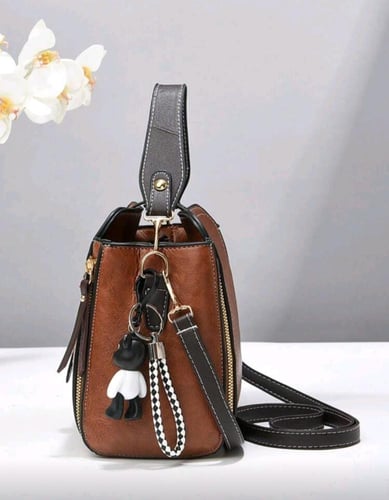 حقيبة يد كلاسيكية أنيقة