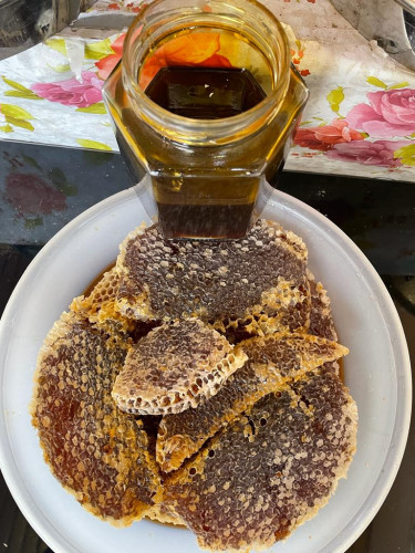 عسل سمرة سنتين بالخلية القنوي