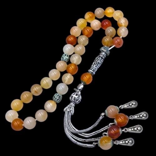 سبحة فاخرة بحجر العقيق– تصميم أنيق وفريد