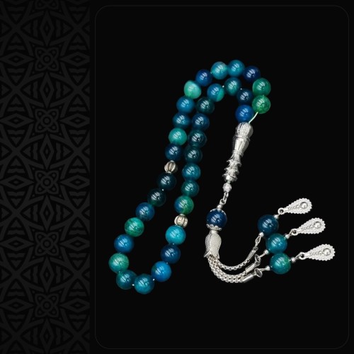 سبحة فاخرة من أحجار كريمة