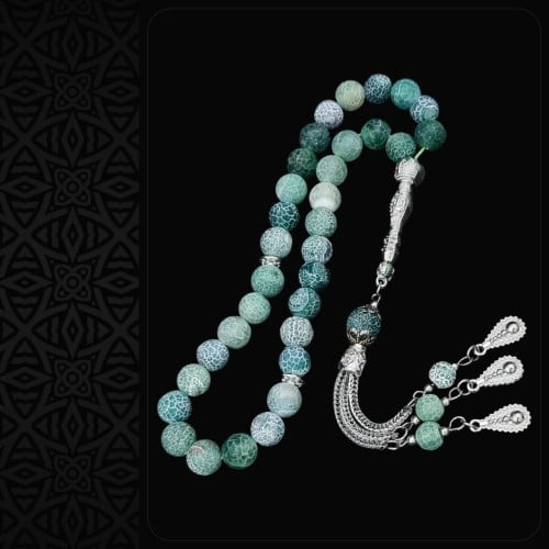 سبحة فاخرة من أحجار كريمة