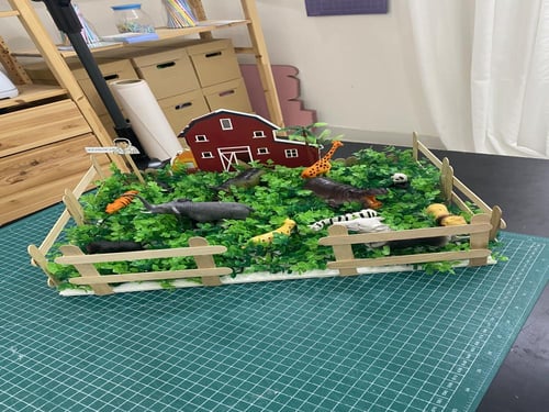 مجسم مزرعة الحيونات