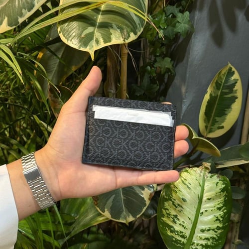 محفظة بطاقات كالفن كلاين الأصلية