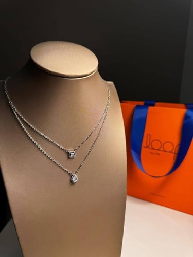 سلسال نسائي أنيق بتصميم راقٍ ولامع