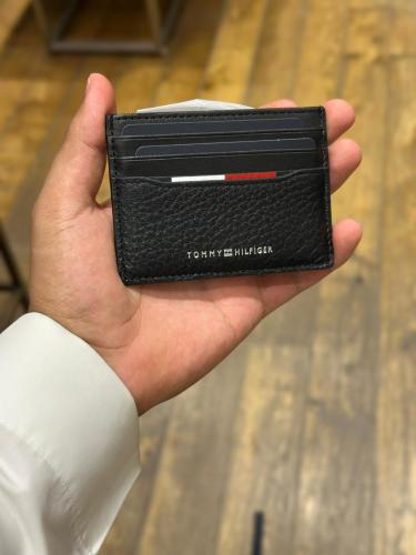 محفظة بطاقات تومي هيلفيجر الأصلية