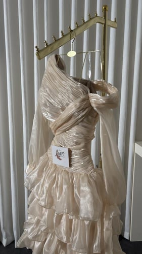 فستان كرنكل طبقات