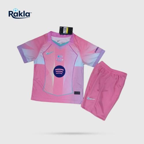 طقم برشلونة بينك أعمار صغيرة