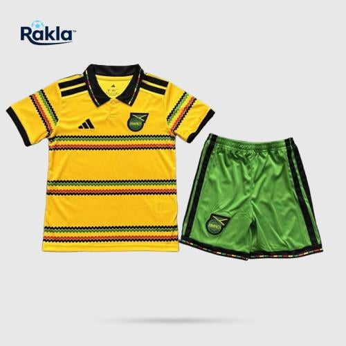 طقم الامارات 25/26 أعمار صغيرة