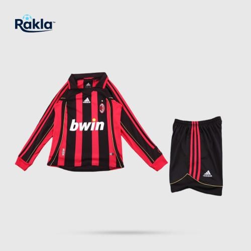 طقم اية سي ميلان 2006 أعمار صغيرة