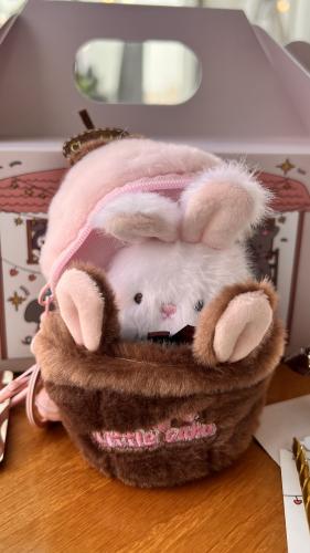 تعليقة كب كيك (ارنب)