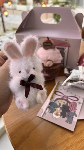 تعليقة كب كيك (ارنب)