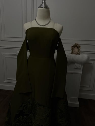 جوليا الزيتي