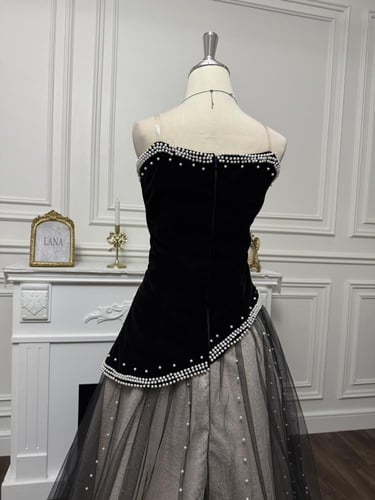 بيلا الاسود