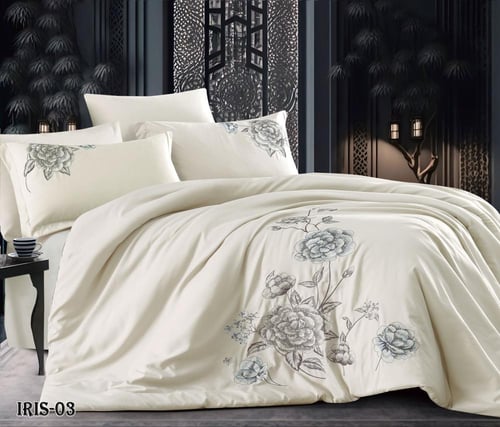 مفرش سرير مزخرف بنقوش زهرية فاخرة 6 قطع