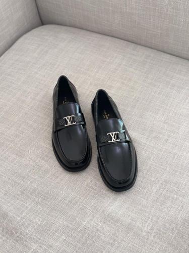 حذاء لويس فيتون (Louis Vuitton) رجالي كلاسيك لوفر