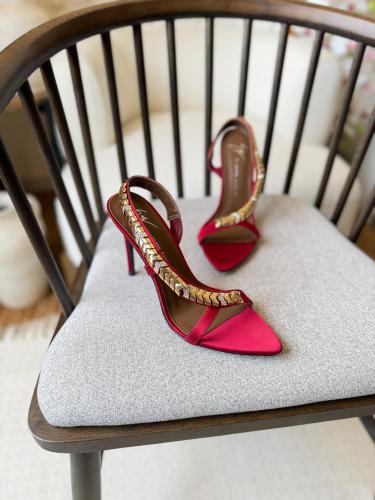 حذاء بكعب جوسيبي زانوتي Giuseppe Zanotti