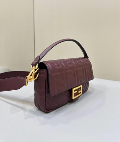 فندي باغيت مقاس 27 cm