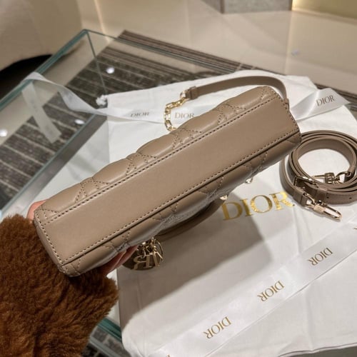 ليدي دي جوي مقاس 22 cm