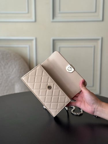 شانيل مقاس 19 cm