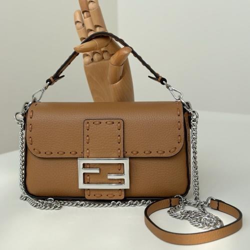 فندي مقاس 20 cm