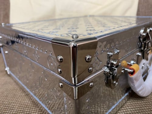 صندوق لوي فيتون مقاس 40-33