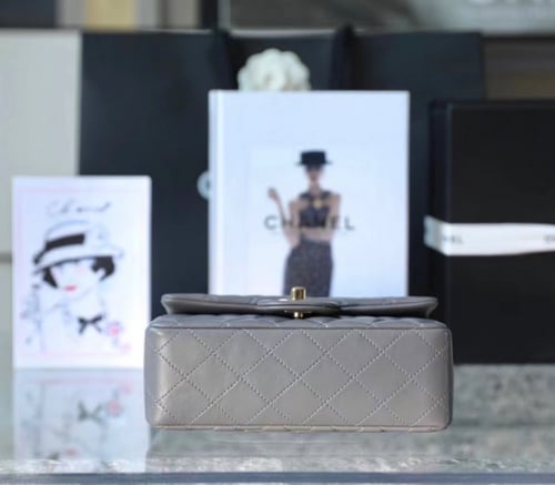 شانيل مقاس 20 cm