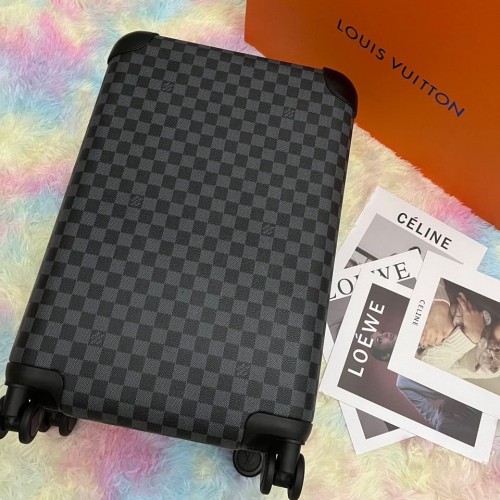 شنطة سفر لوي فيتون 55