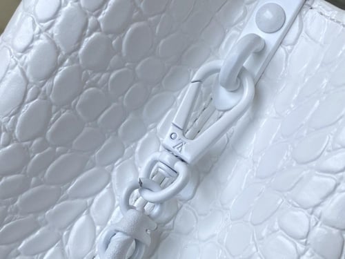 لوي فيتون مقاس 30 cm