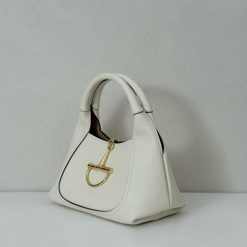 قوتشي مقاس 27.5 cm