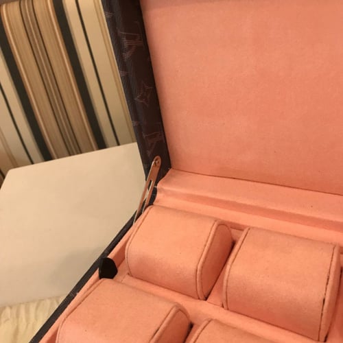 صندوق لوي فيتون مقاس 34-18