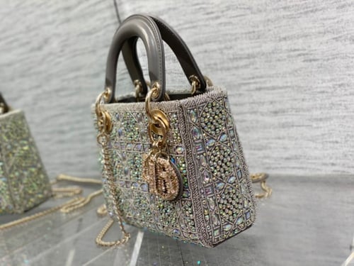 ليدي ديور مقاس 17 cm