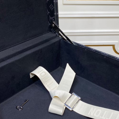 صندوق لوي فيتون مقاس 50