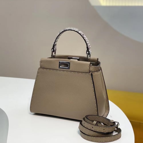 فندي بيكابو مقاس 23 cm