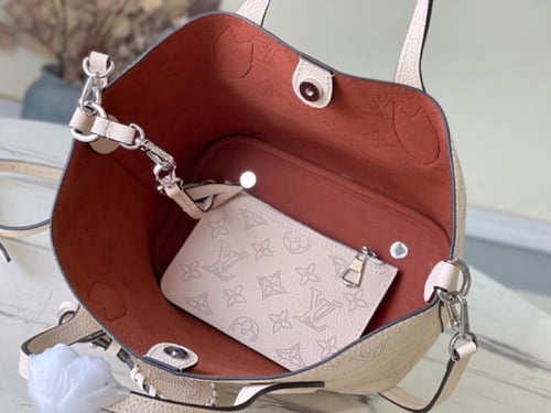 لوي فيتون مقاس 20 cm