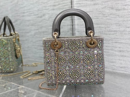 ليدي ديور مقاس 17 cm