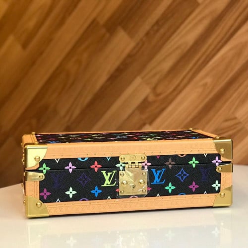 صندوق لوي فيتون مقاس 34-18