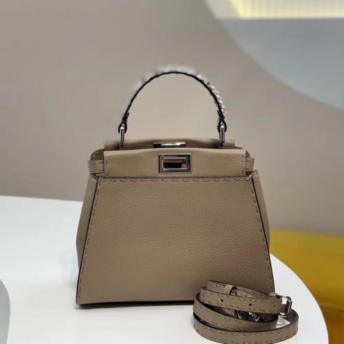 فندي بيكابو مقاس 23 cm