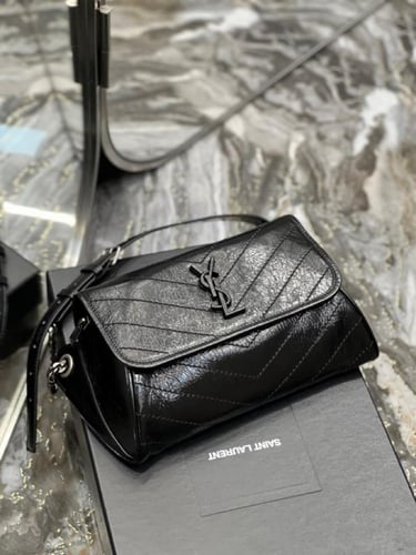 سان لوران مقاس 28 cm