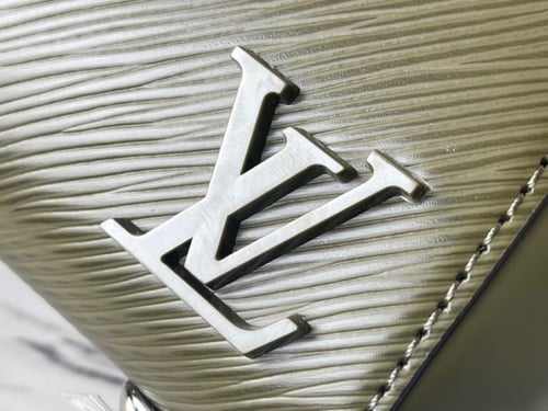 لوي فيتون مقاس 20 cm