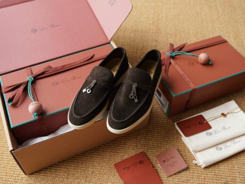 Europeanana shoes - brown