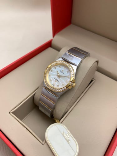 ساعة اوميغا كونستليشن النسائية